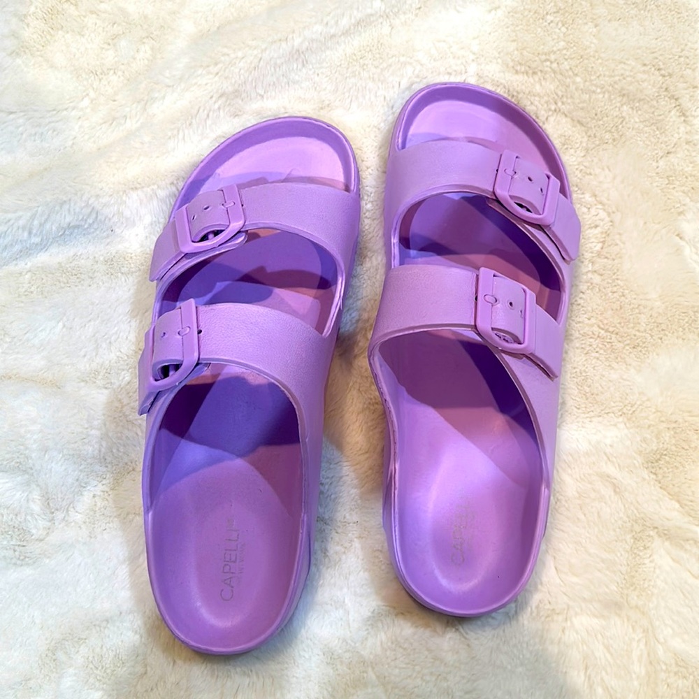 SANDALS
